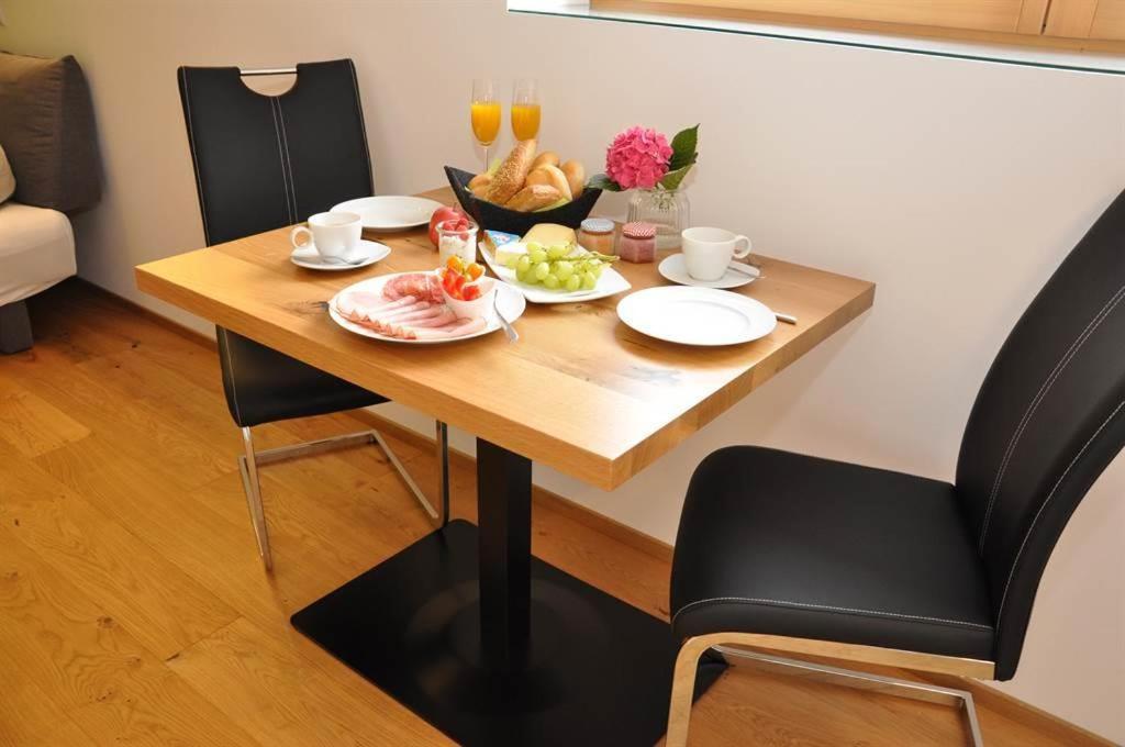 Ammann Marika Bed & Breakfast Vandans Exterior foto